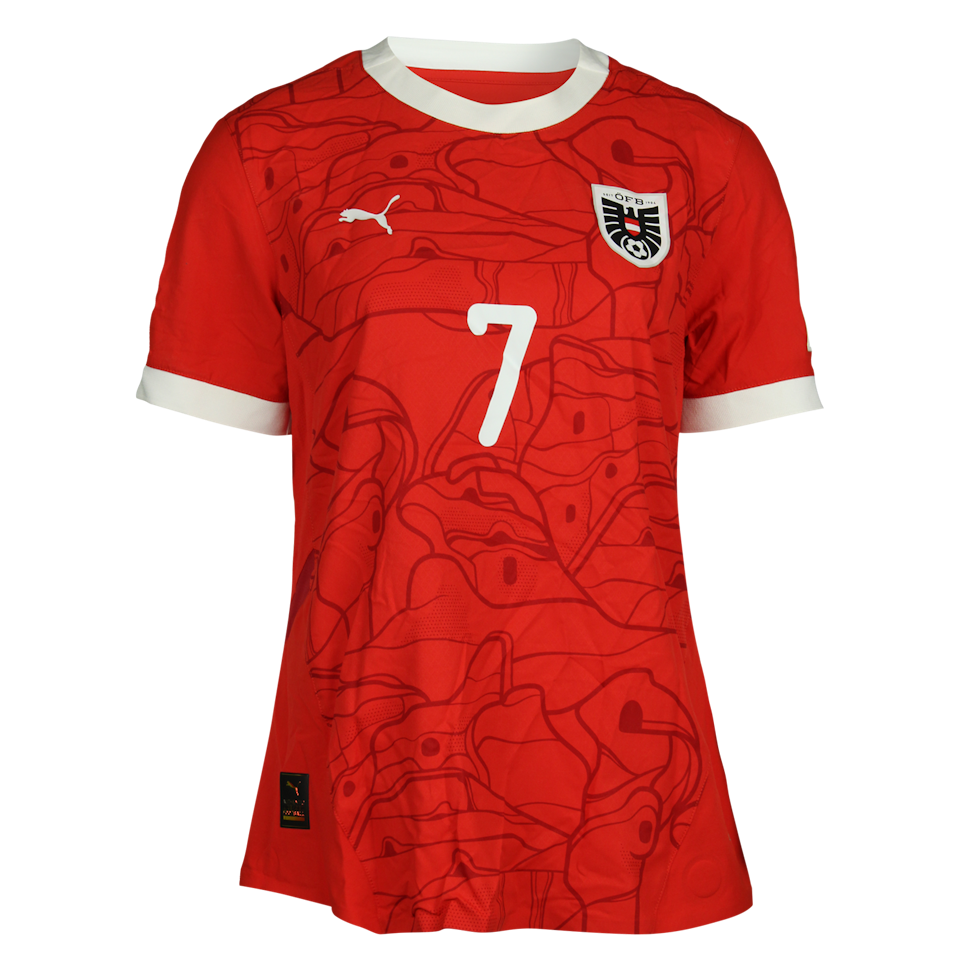 Viktoria Pinther Austria W shirt