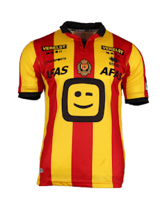 Sandy Walsh  KV Mechelen shirt