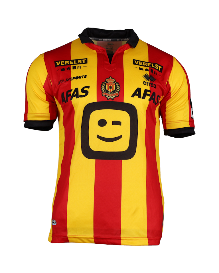 Sandy Walsh  KV Mechelen shirt