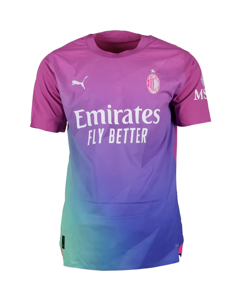 Rafael Leão AC Milan forması