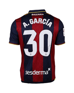 Andrés García Robledo Levante UD shirt