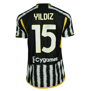 Kenan Yıldız Juventus FC shirt