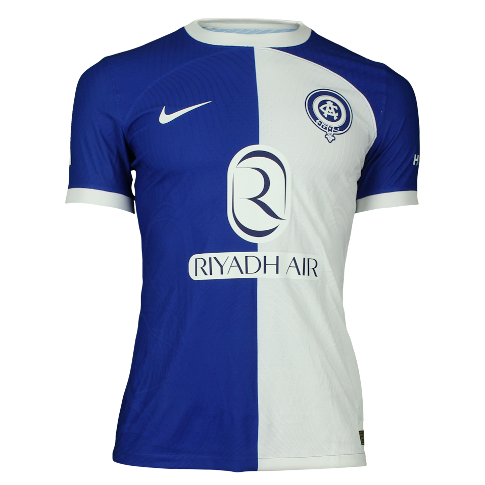 César Azpilicueta  Atlético de Madrid shirt