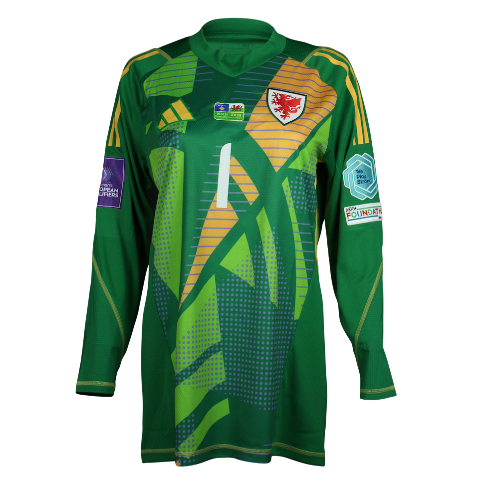 Laura O'Sullivan Wales W shirt