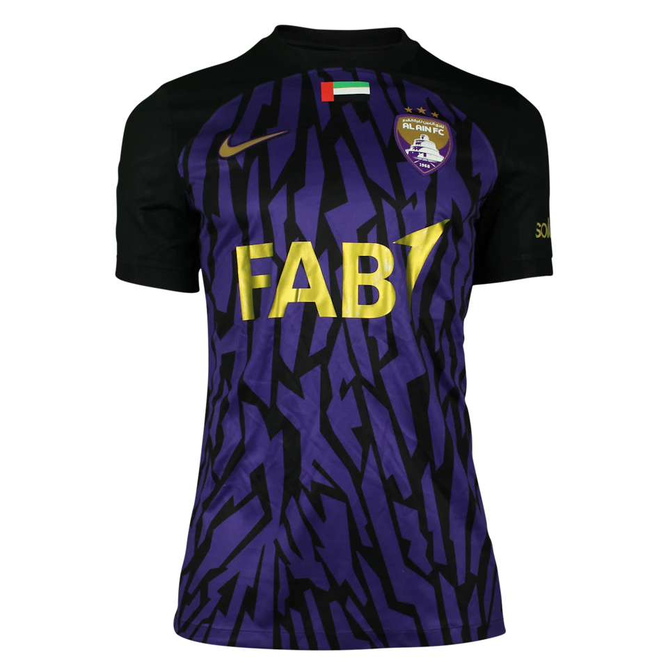 Khalid Hashemi Al Ain のシャツ