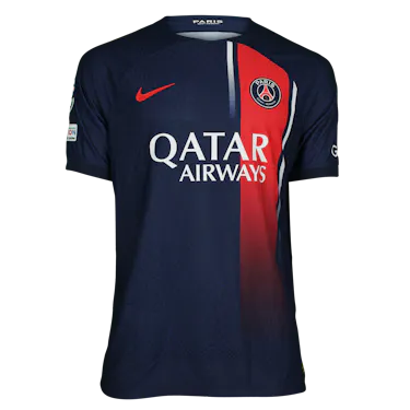 Paris Saint-Germain 팀의 Kylian Mbappé 셔츠