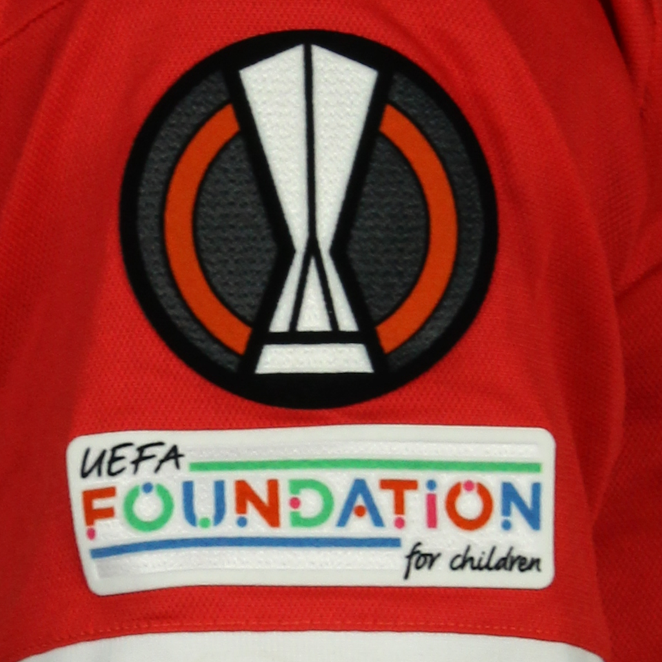 Alexander Hartmann Bah SL Benfica shirt