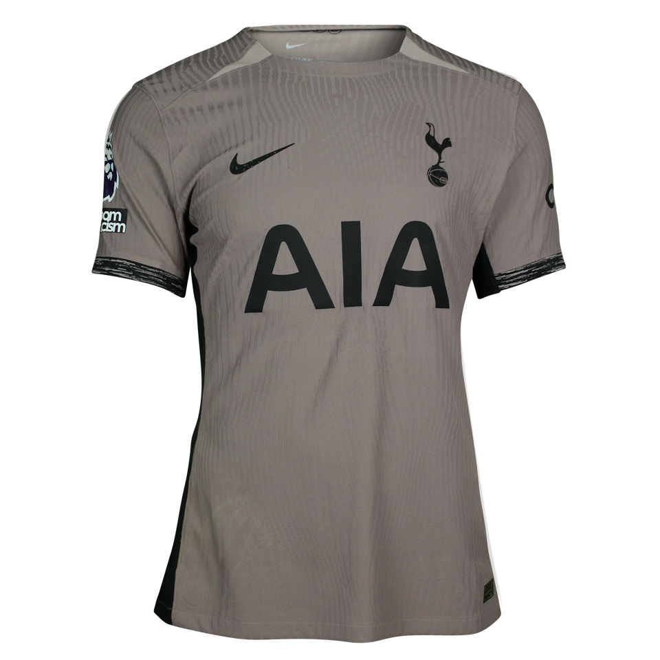 Mickey van de Ven Tottenham Hotspur jersey