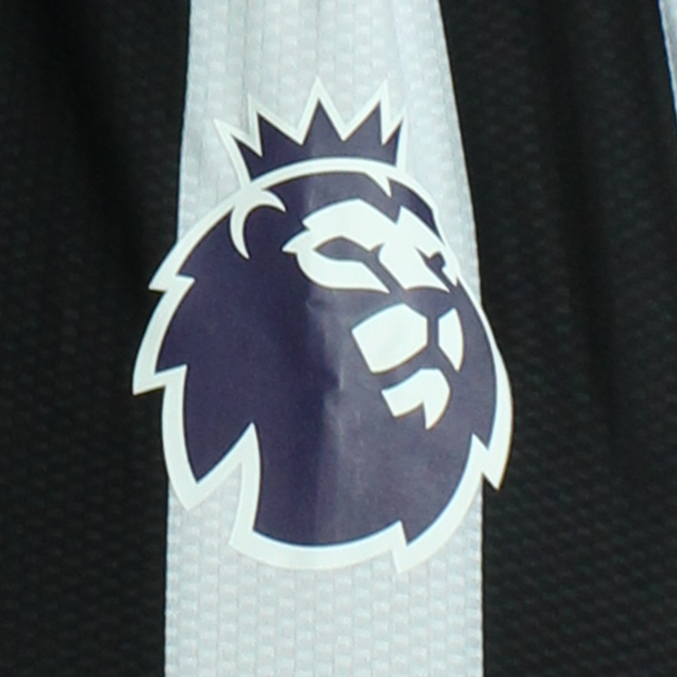 Dan Burn Newcastle United jersey