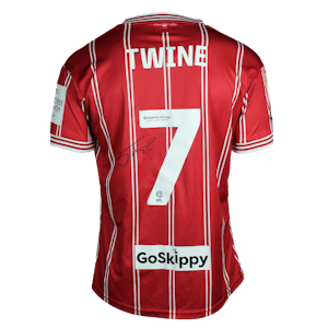 Scott Twine Bristol City shirt