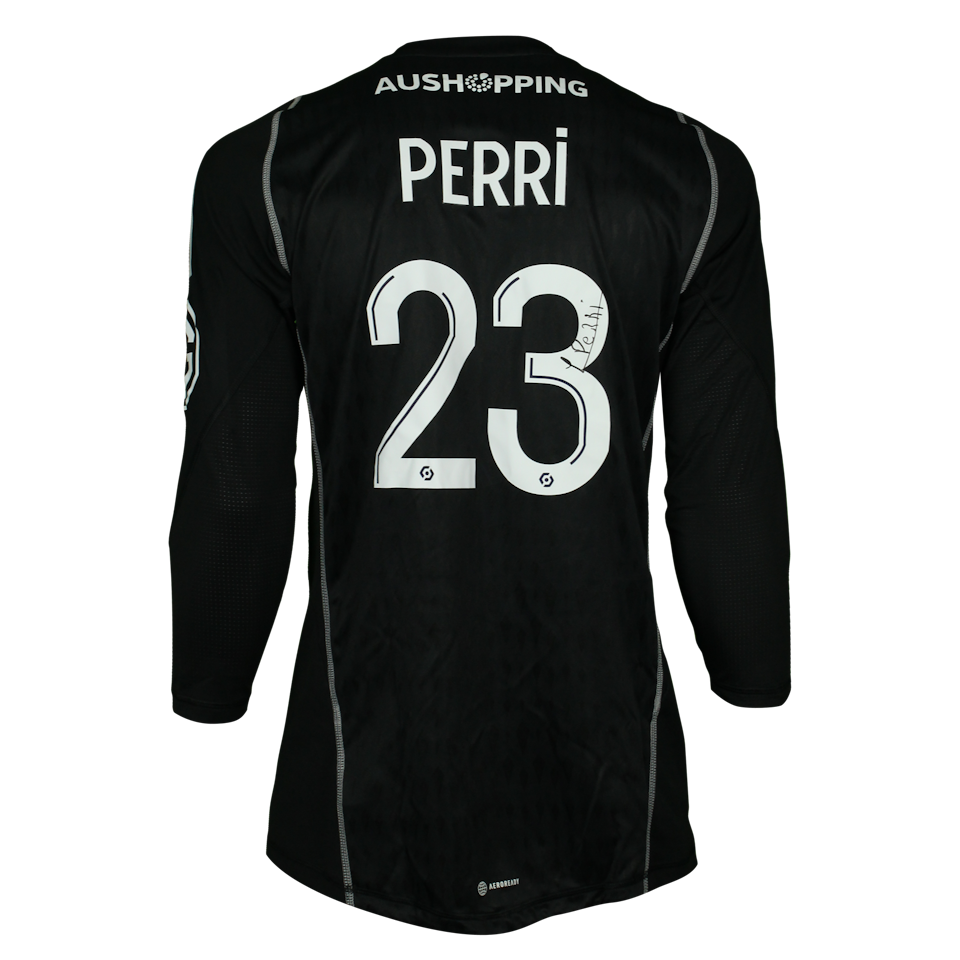 Lucas Perri Olympique Lyonnais forması