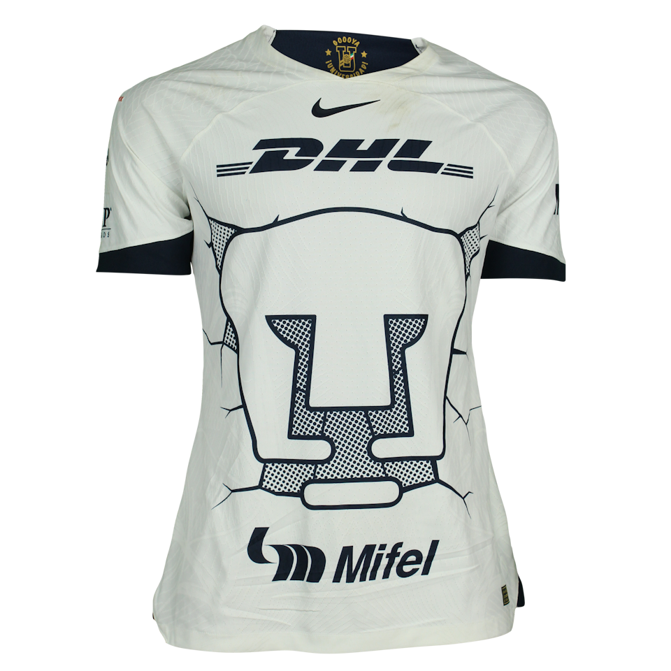 José Luis Caicedo Barrera Pumas shirt