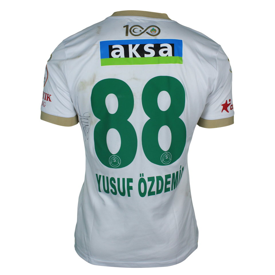 Yusuf Özdemir Alanyaspor forması