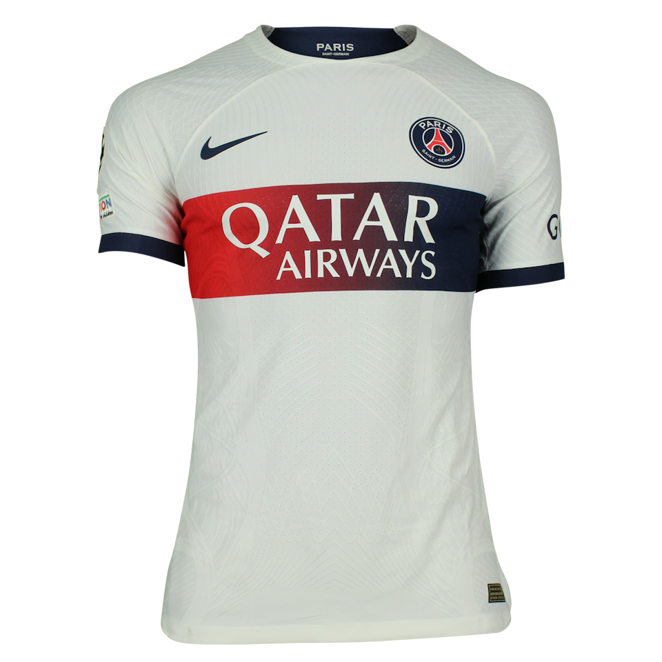 Lucas Lopes Beraldo Paris Saint-Germain forması