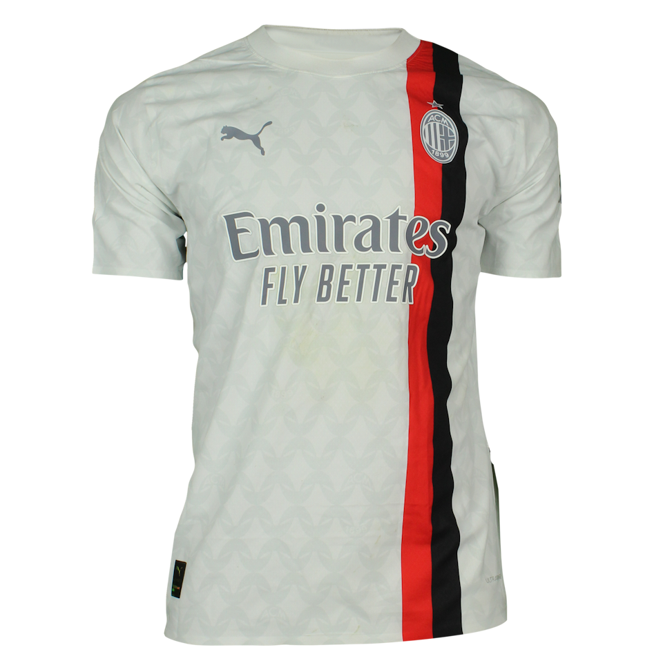 Christian Pulisic AC Milan jersey