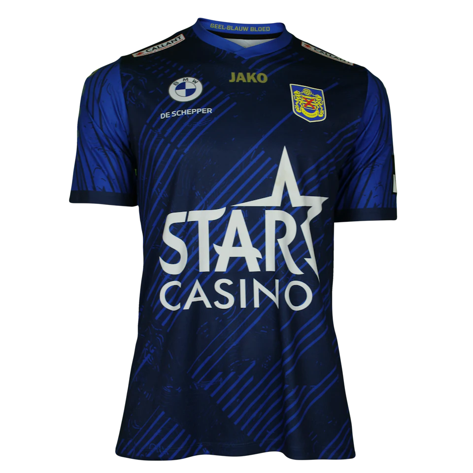 Petar Vitanov S.K. Beveren camisa.