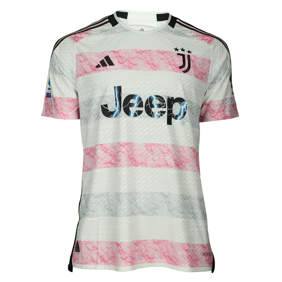 Kenan Yıldız Juventus FC shirt