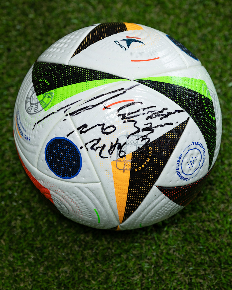 Match Scored Ball `50 - Byung-kwan Jeon 전병관