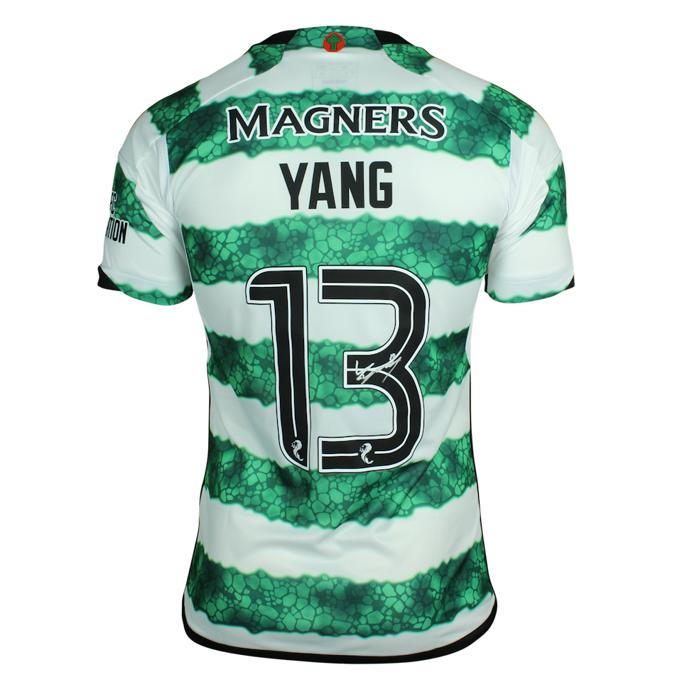 Hyun-Jun Yang Celtic shirt