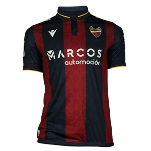Adrián De la Fuente Levante UD camisa.