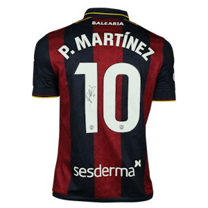 Pablo Martínez Andrés Levante UD shirt