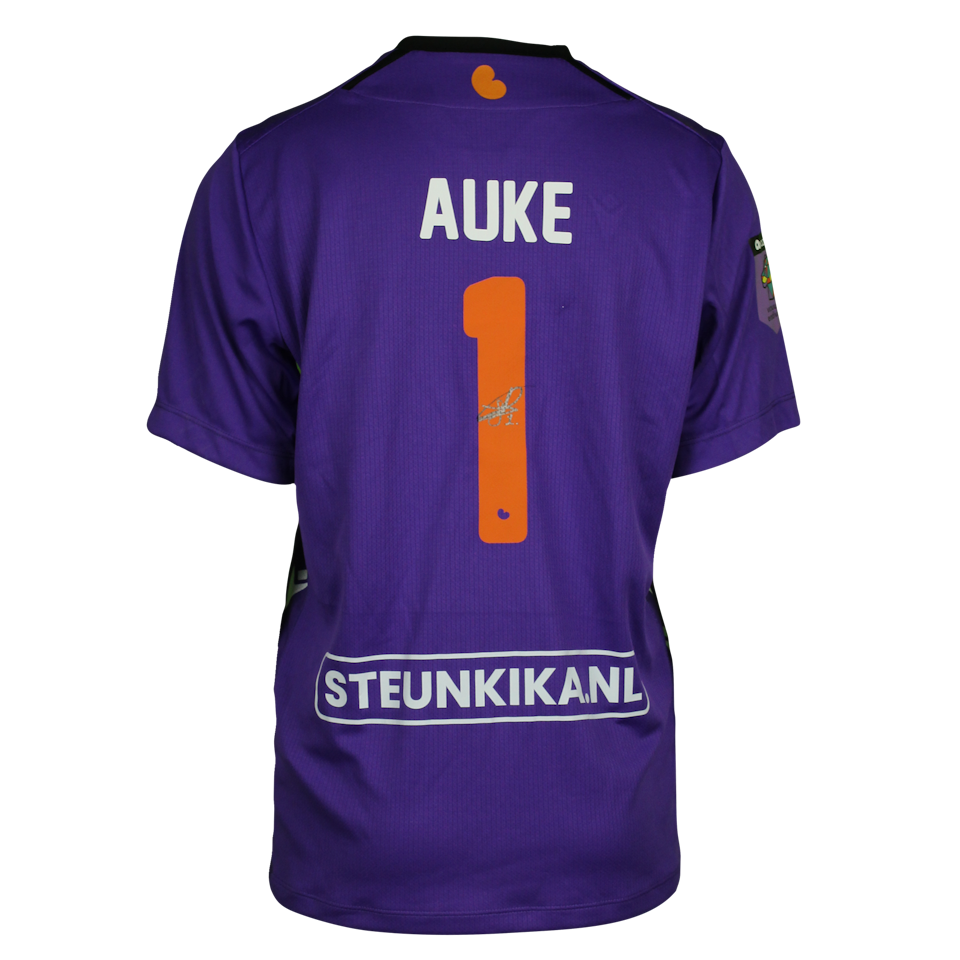 来自SC Heerenveen W的Jasmijn Resink球衣