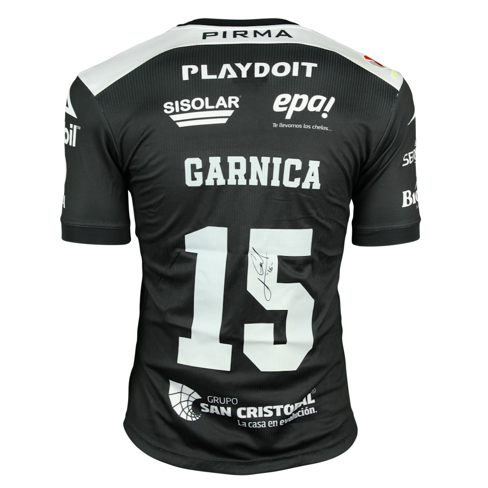 Brayan Eduardo Garnica Cortéz Necaxa shirt