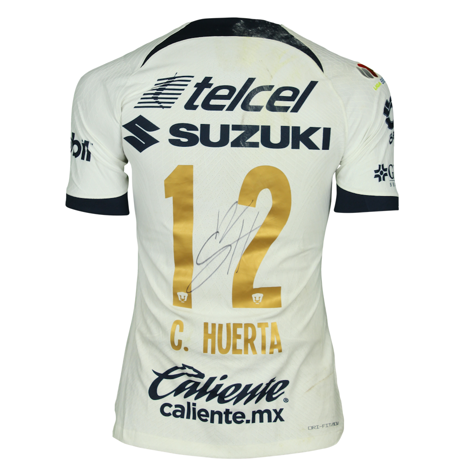 Cesar Huerta Pumas shirt