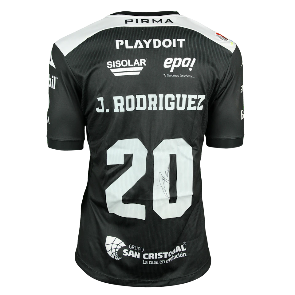 来自Necaxa的Jorge Alejandro Rodríguez Hernández球衣