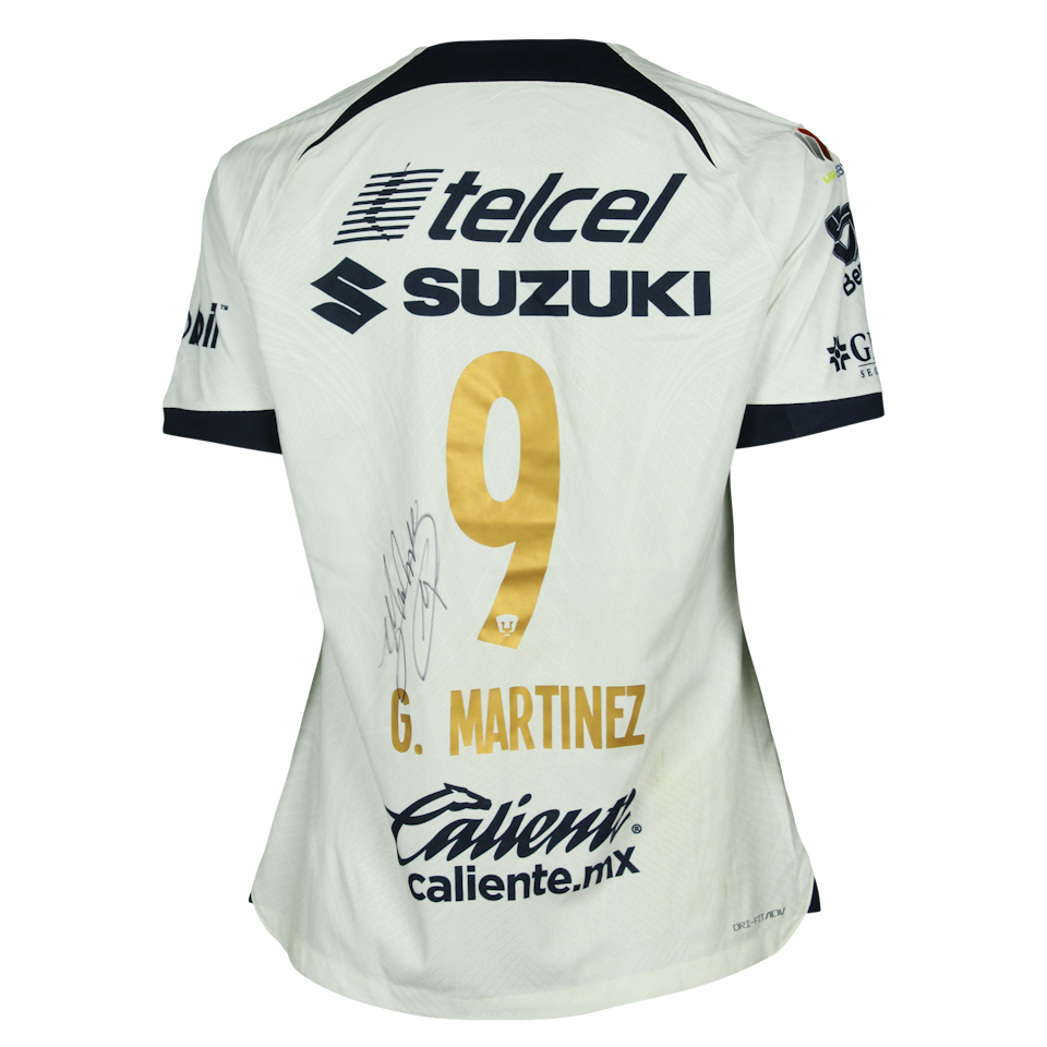 Guillermo Martinez Ayala Pumas jersey