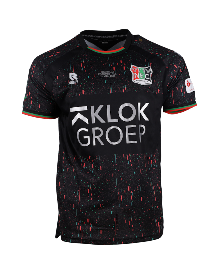 Lasse Schöne NEC shirt