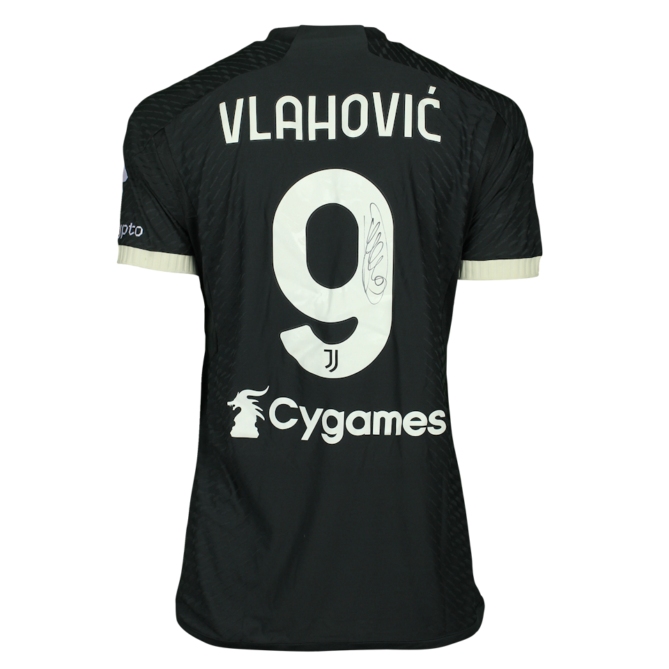 Dušan Vlahović Juventus FC shirt