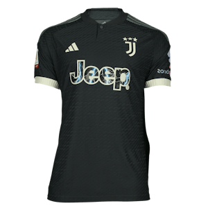 Kenan Yıldız Juventus FC shirt