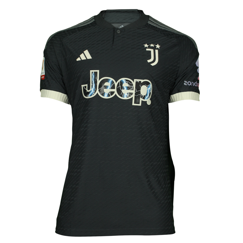 Kenan Yıldız Juventus FC shirt
