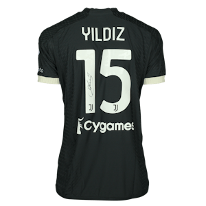 Kenan Yıldız Juventus FC shirt