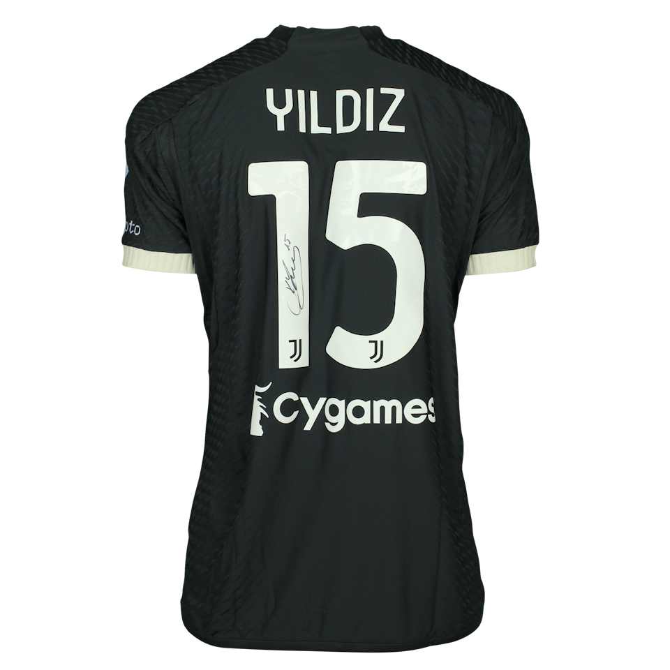 Kenan Yıldız Juventus FC shirt