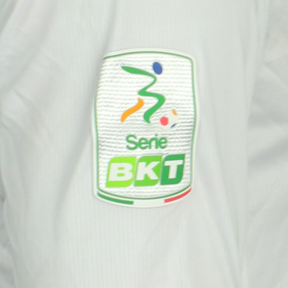 Giuseppe Sibilli S.S.C. Bari shirt