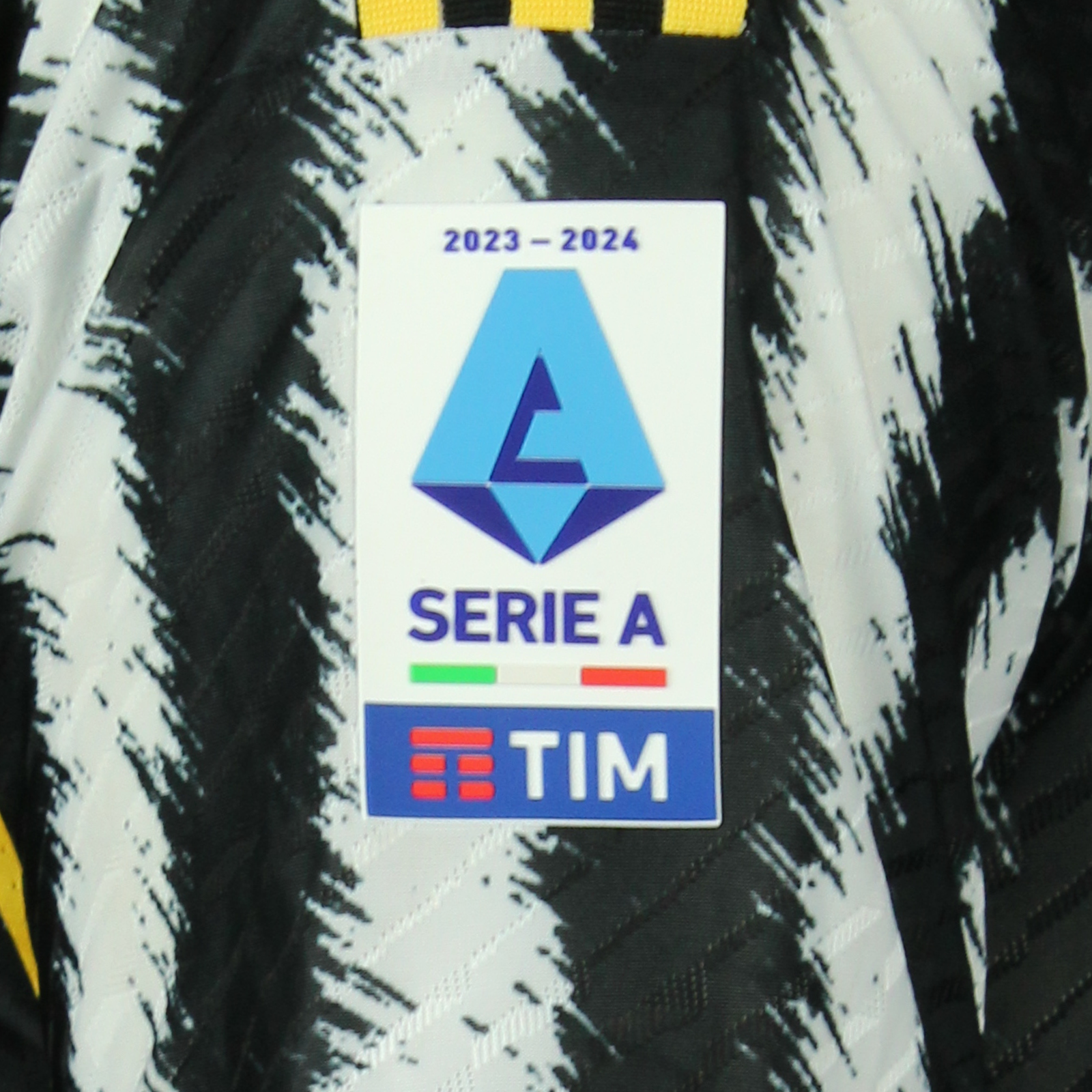 Kenan Yıldız Juventus FC jersey