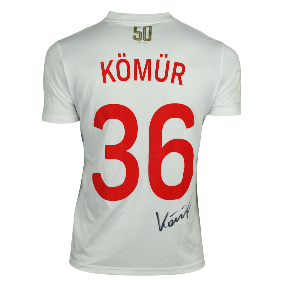 Mert Kömür FC Augsburg shirt