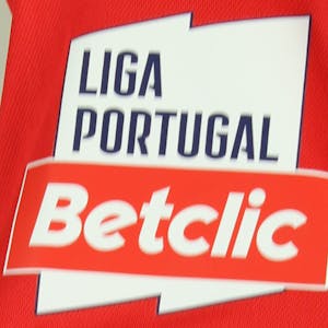 Arthur Mendonça Cabral SL Benfica のシャツ