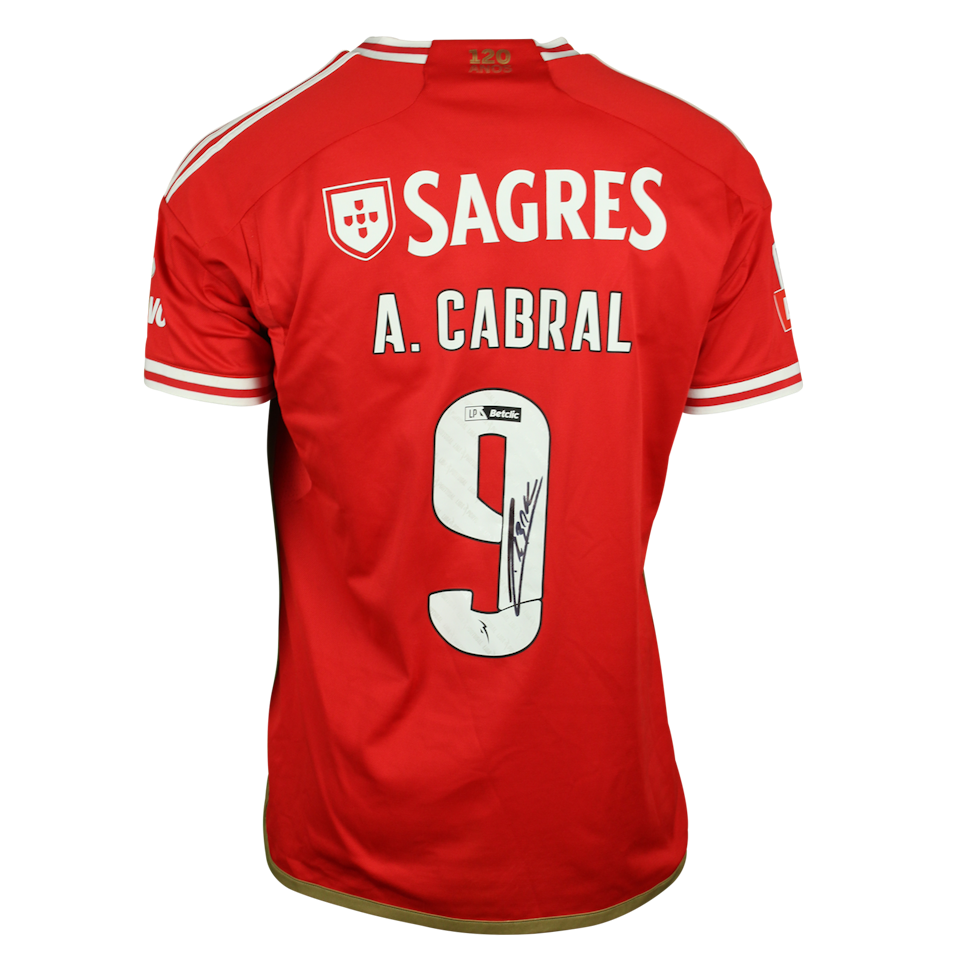 Arthur Mendonça Cabral SL Benfica のシャツ