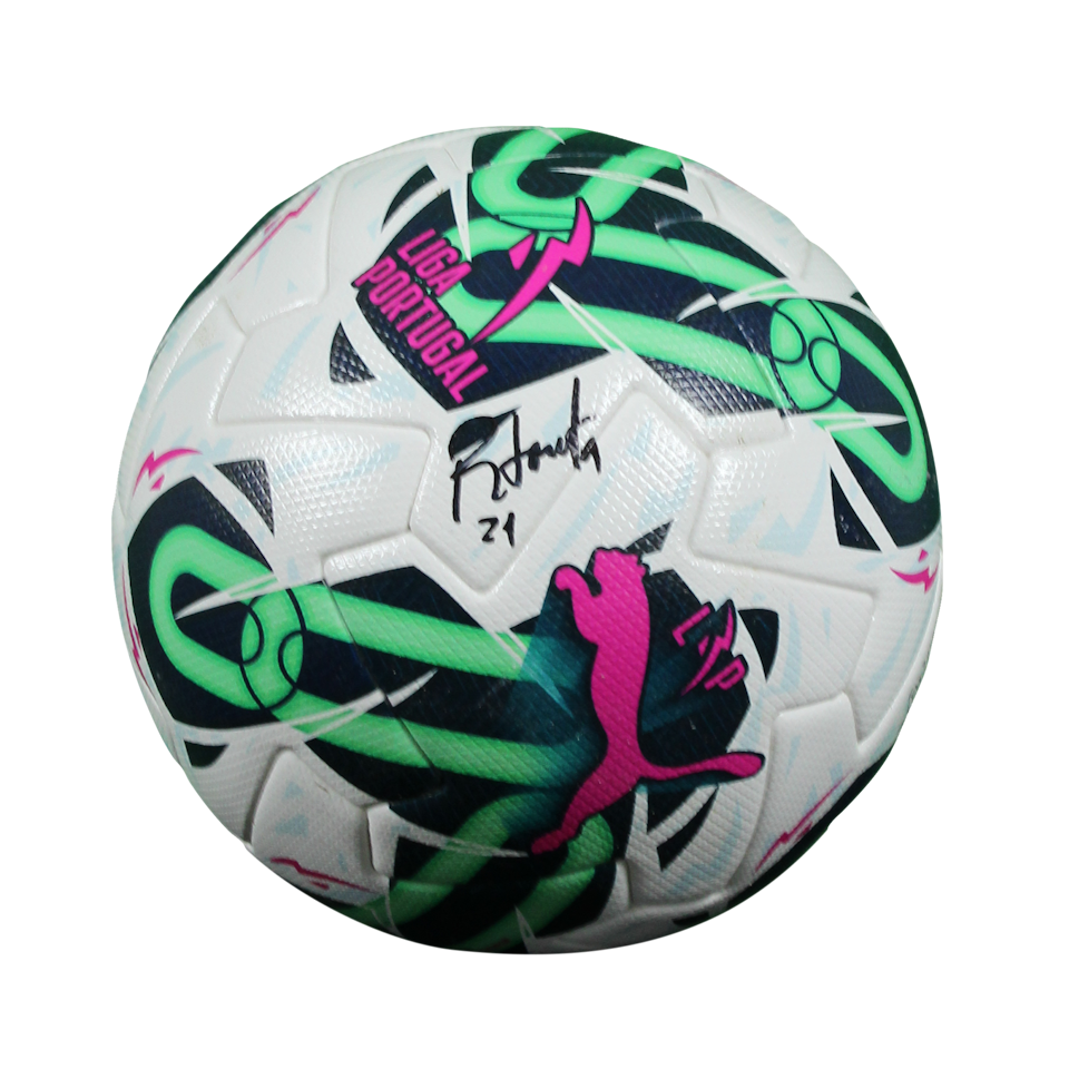 Match Scored Ball `28 - Ricardo Horta  