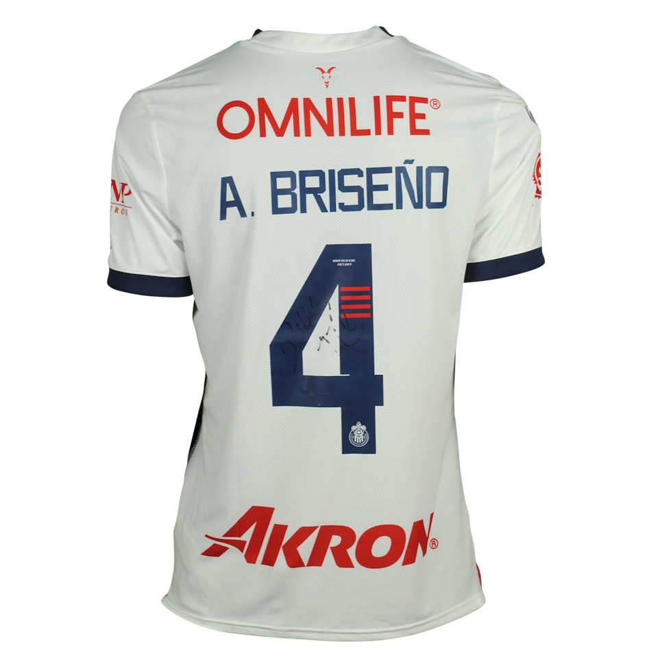 Antonio Briseño Chivas Guadalajara shirt