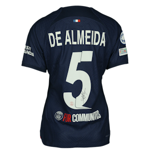 Elisa De Almeida Paris Saint-Germain Féminines shirt