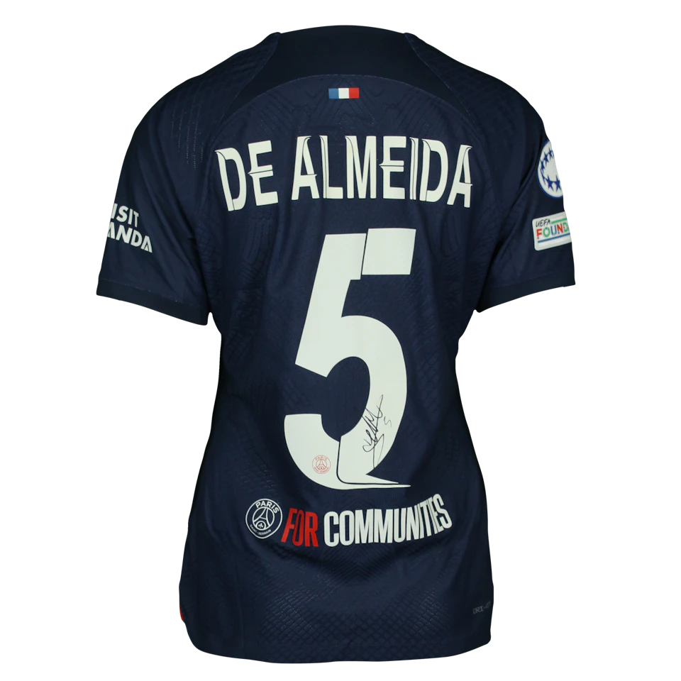 来自Paris Saint-Germain Féminines的Elisa De Almeida球衣