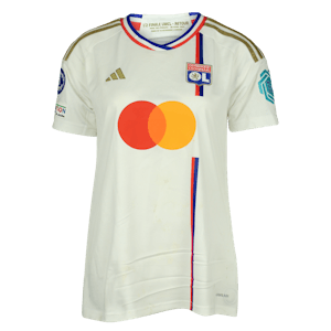Damaris Egurrola  OL Lyonnes shirt