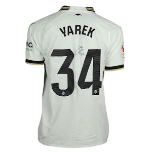Yarek Gasiorowski Hernandis Valencia CF shirt
