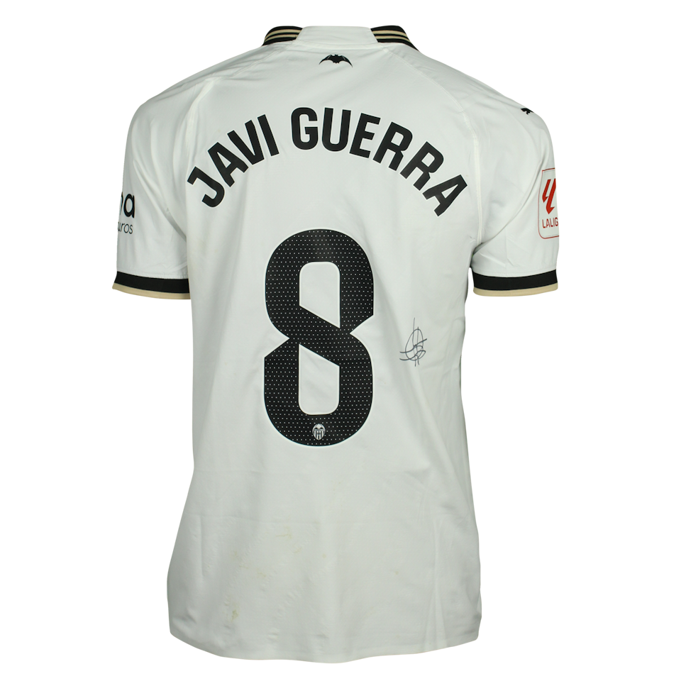 Javier Guerra Moreno Valencia CF shirt
