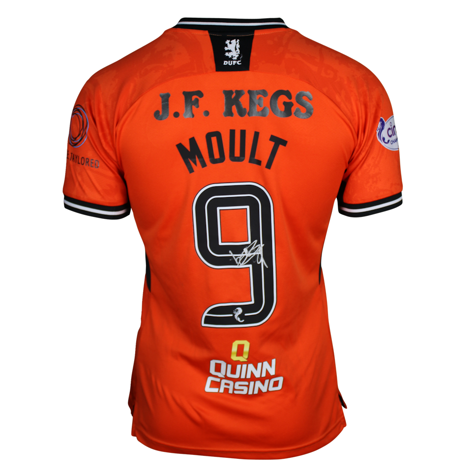 Dundee United 팀의 Louis Moult 셔츠