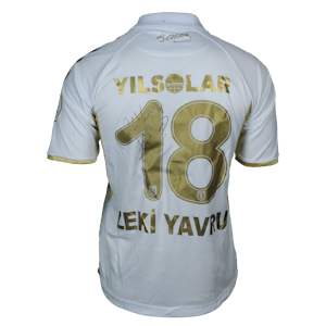 Zeki Yavru Samsunspor のシャツ